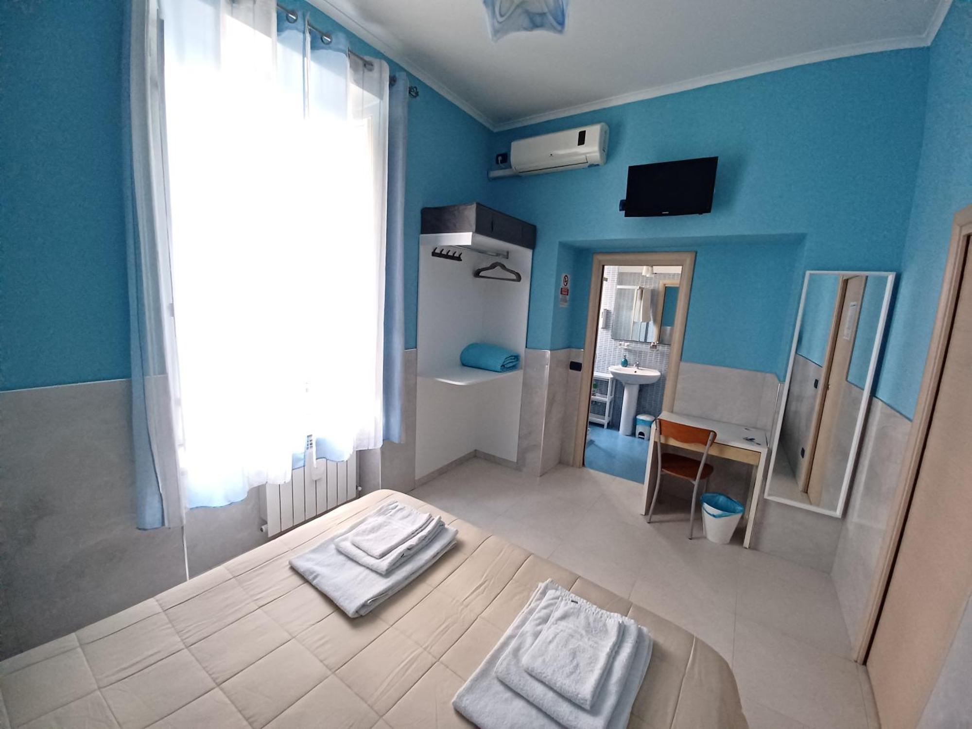 B&B Quattro Palazzi Napoli Centro Luaran gambar