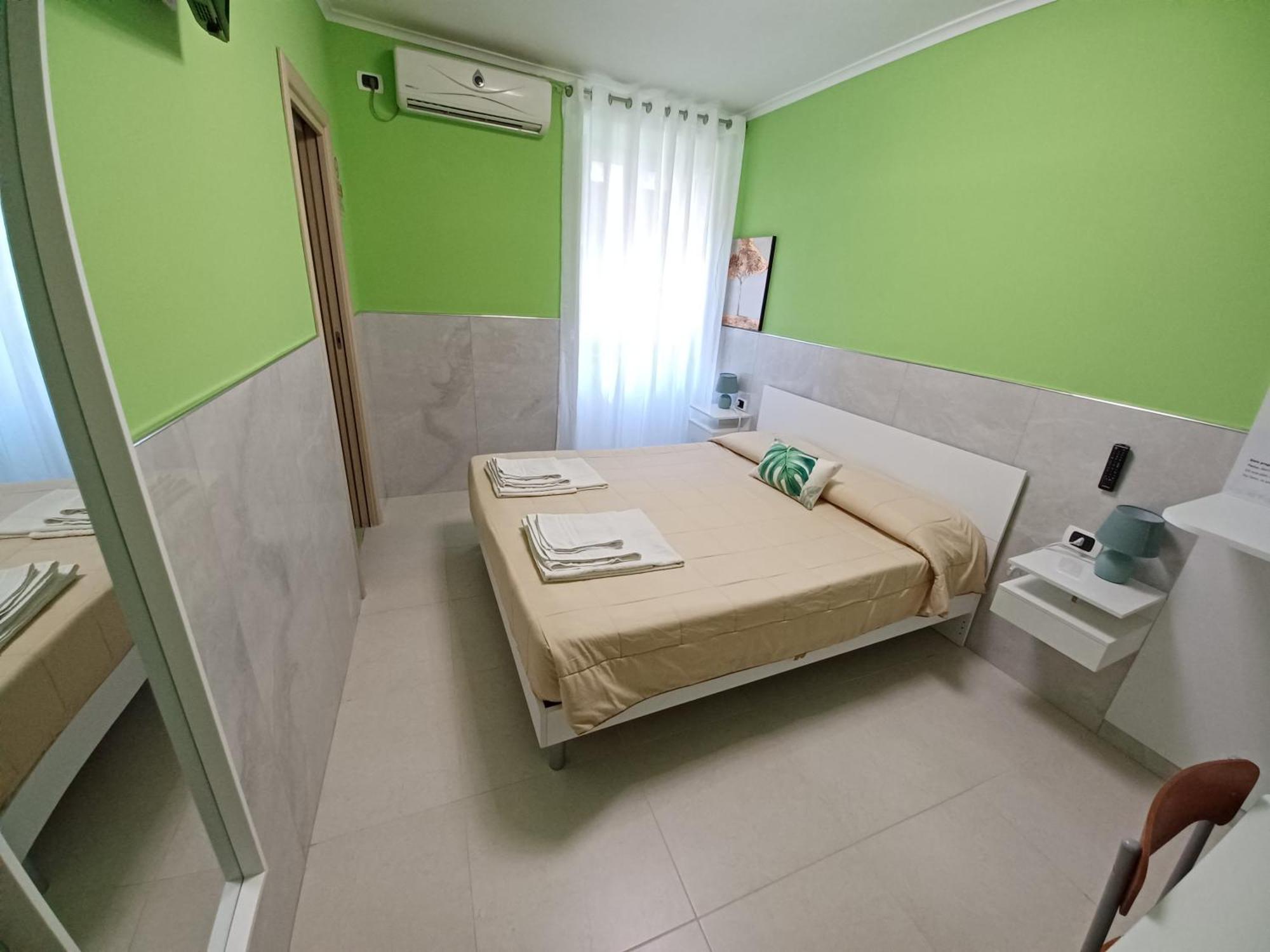 B&B Quattro Palazzi Napoli Centro Luaran gambar