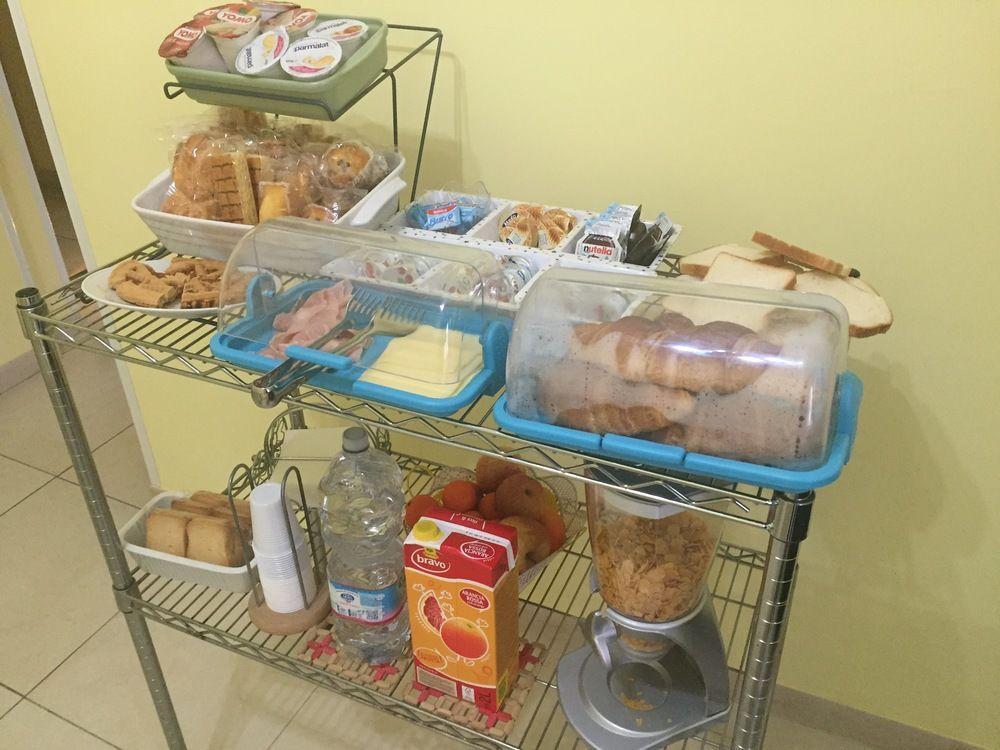 B&B Quattro Palazzi Napoli Centro Luaran gambar