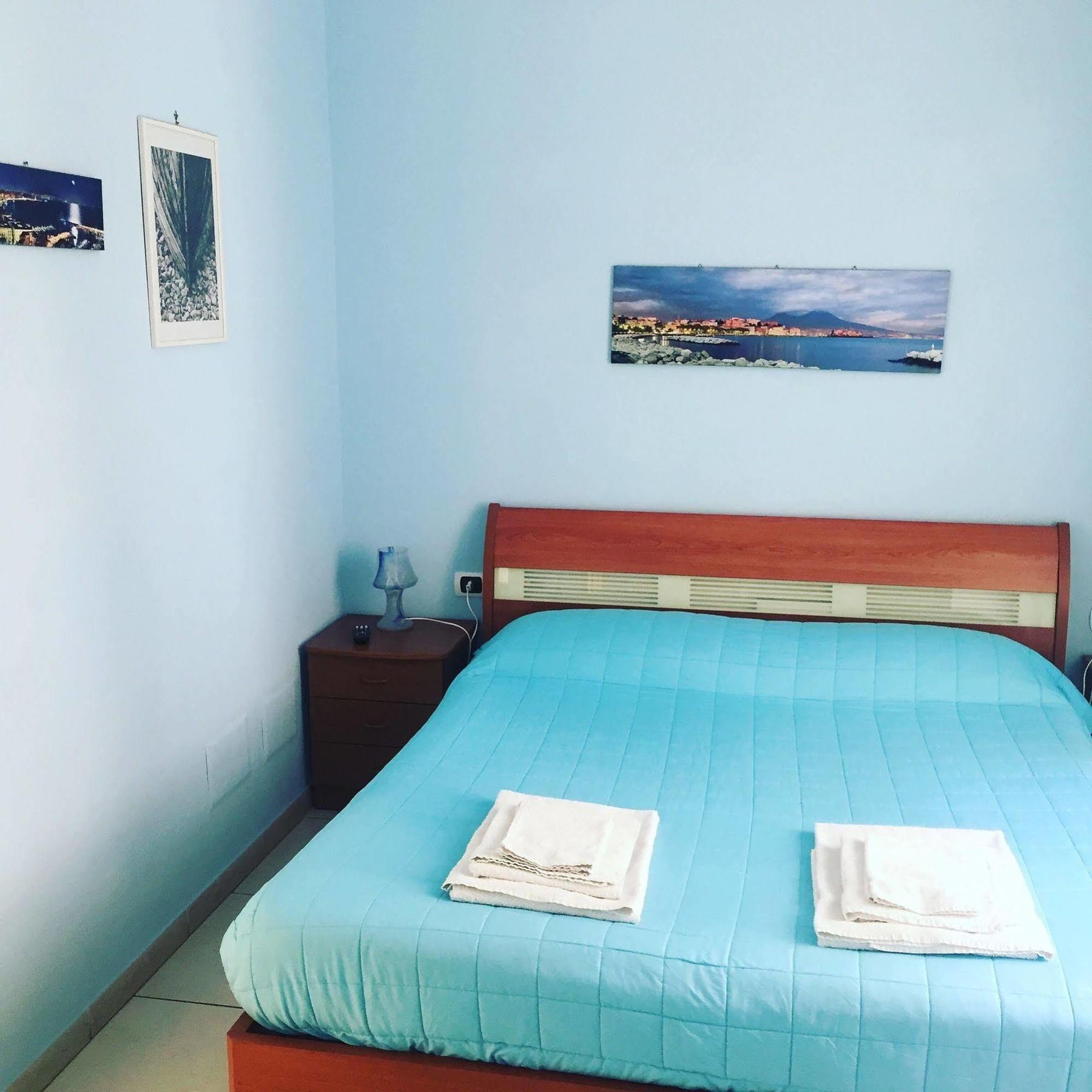 B&B Quattro Palazzi Napoli Centro Luaran gambar