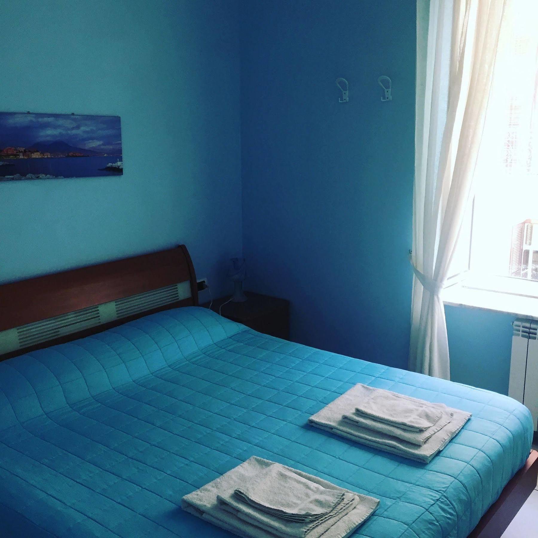 B&B Quattro Palazzi Napoli Centro Luaran gambar