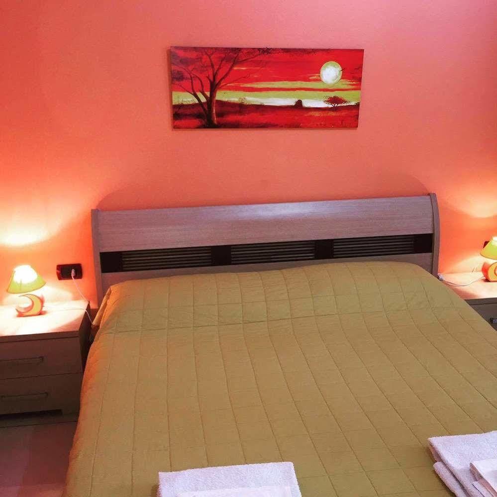 B&B Quattro Palazzi Napoli Centro Luaran gambar